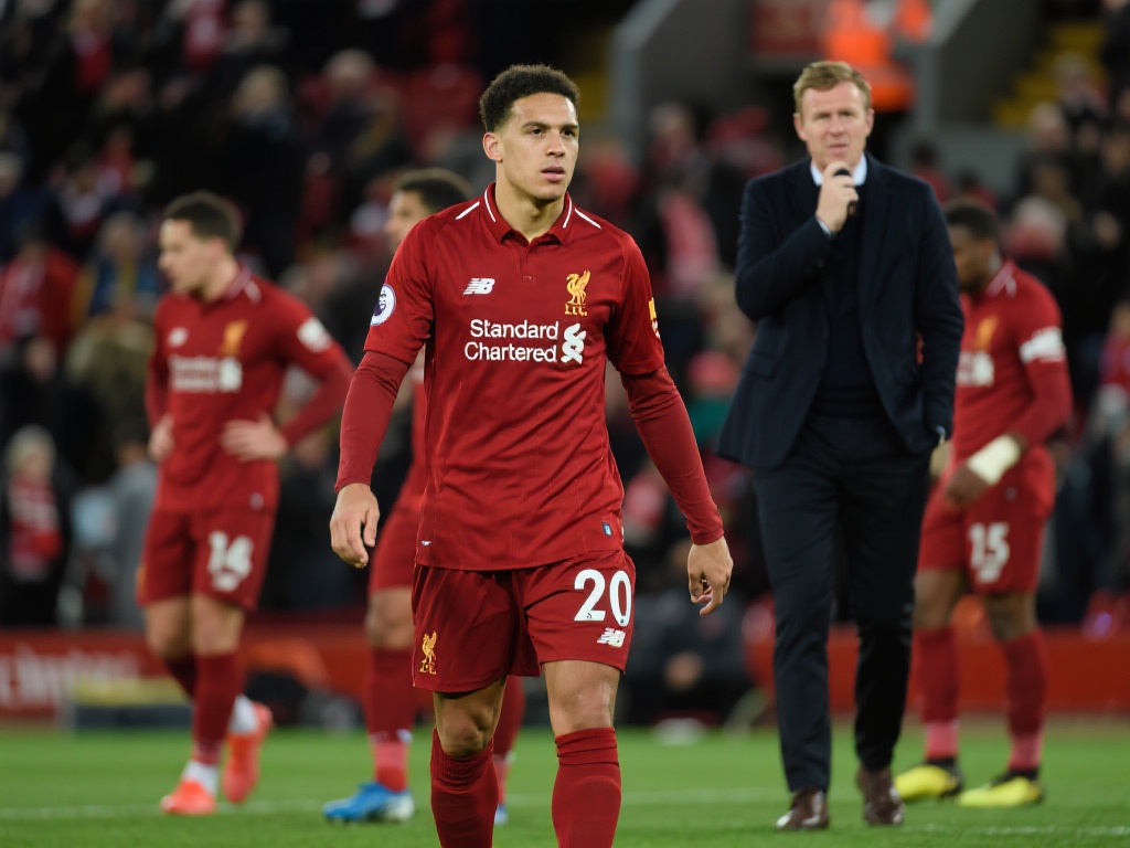 全球数万名 全球数万名